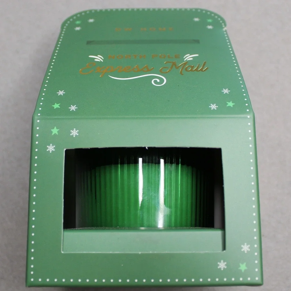 DW Home Magical Elf Mail Scented Candle 5.2oz Green North Pole Express Mail‎ Box